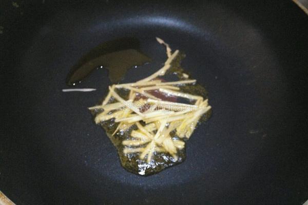 鸡腿菇炒鸡肉的做法图解5