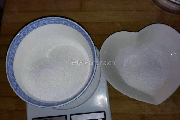 朗姆红提蛋糕卷的做法图解4