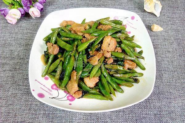 紫苏四季豆炒肉的做法图解9