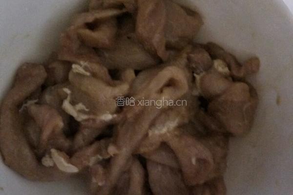青椒炒肉片的做法图解2