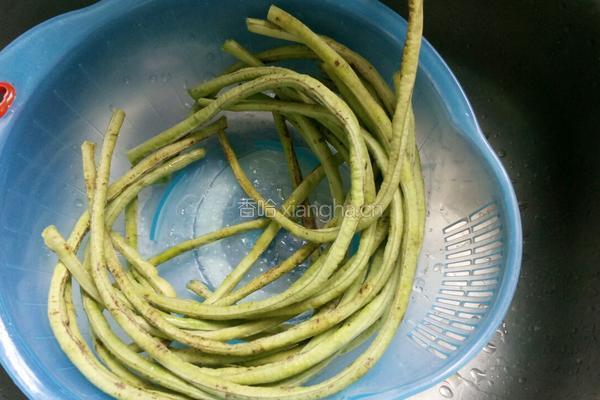 豆角炒五花肉的做法图解4