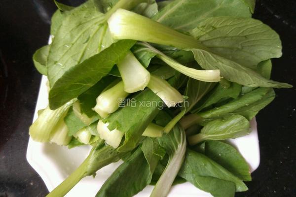 蒜蓉青菜的做法图解1