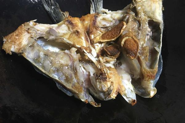 红烧花鲢鱼头的做法图解5