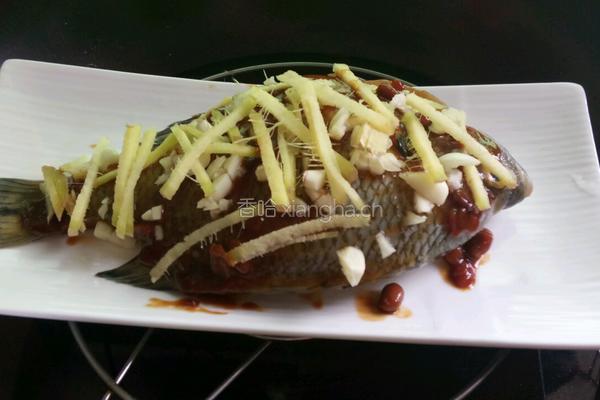 豆酱蒸太阳鱼的做法图解5