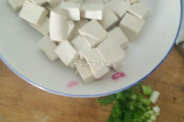 红烧豆腐的做法图解1
