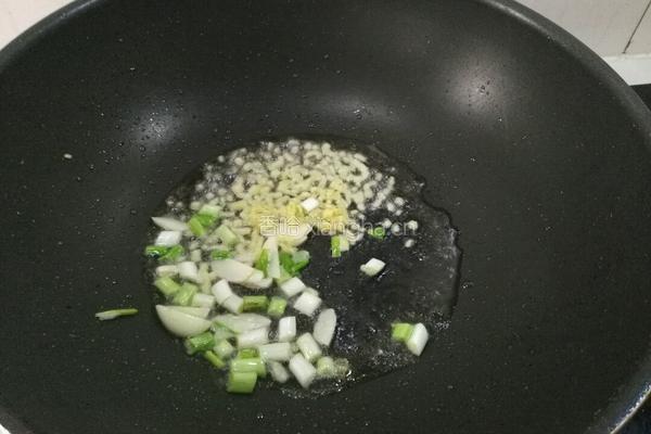粉条丝瓜汤的做法图解5
