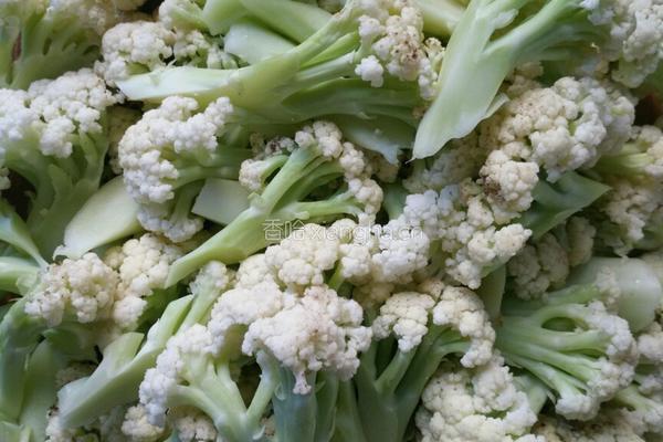菜花炒西红柿的做法图解3