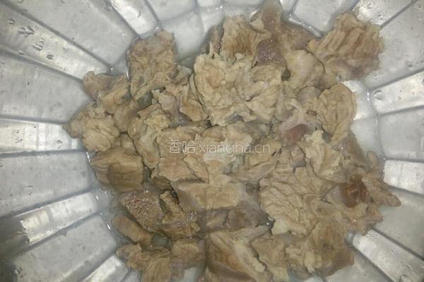 牛肉烧土豆的做法图解2