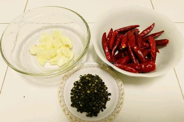 骨汤麻辣烫的做法图解1