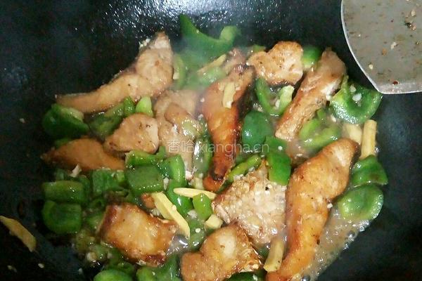 辣椒草鱼块的做法图解4