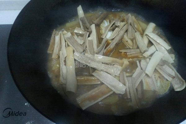 腐竹土豆煲的做法图解6