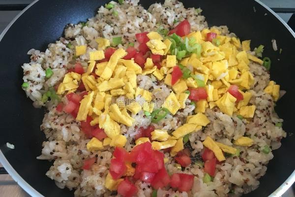 蛋炒藜麦米饭的做法图解8