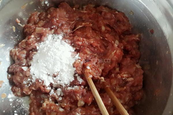 三层牛肉汉堡的做法图解4