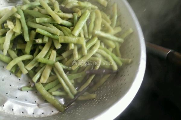 煮豆角的做法图解4