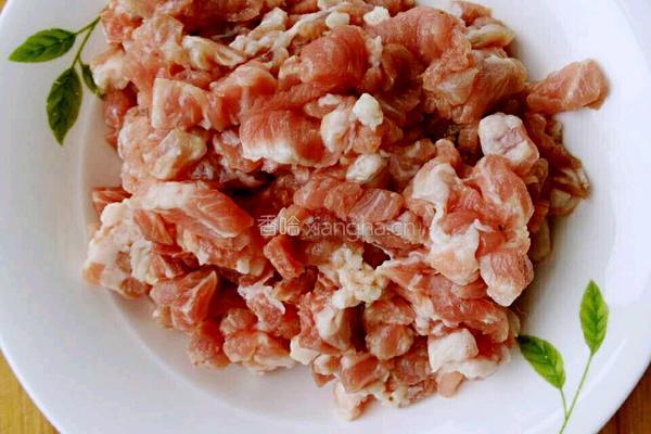 猪肉土豆打卤面的做法图解2