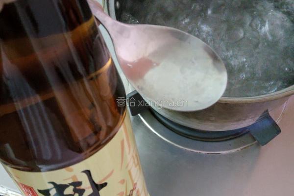 山药木耳鸡汤的做法图解5