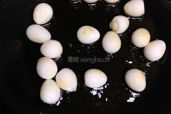 双椒黄金鹌鹑蛋的做法图解5