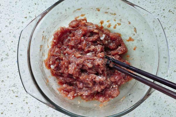 香菇酿肉的做法图解2
