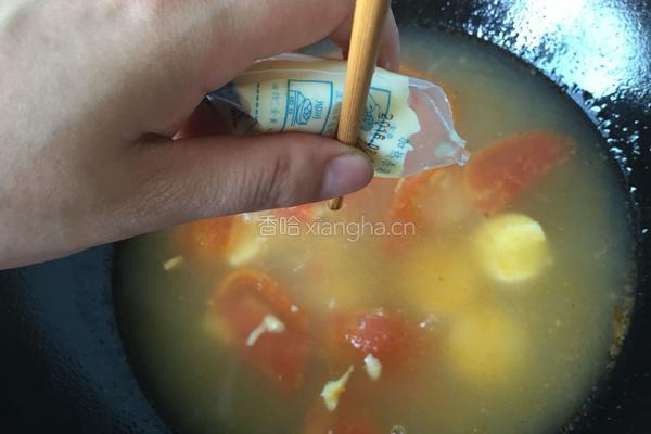 西红柿豆腐鸡蛋汤的做法图解3