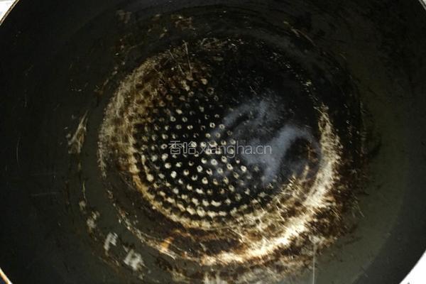 丝瓜火腿鸡蛋炒意大利面的做法图解2