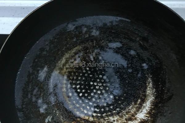 丝瓜火腿鸡蛋炒意大利面的做法图解3