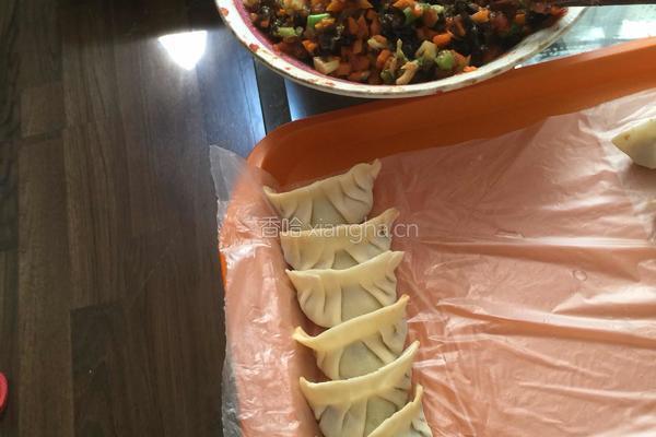 牛肉水饺的做法图解4