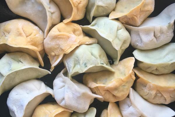 三色抱蛋煎饺的做法图解5