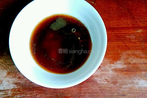蒜香凉拌皮蛋豆腐的做法图解8