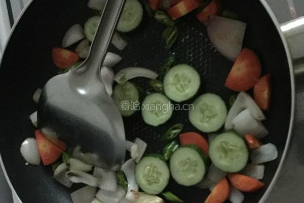 自制番茄肉酱意面的做法图解4