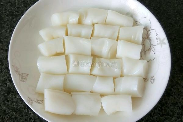 蒸猪肠粉的做法图解3