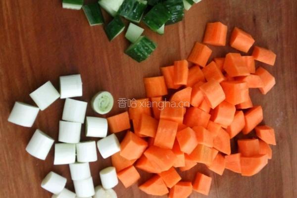 家庭宫爆鸡丁的做法图解1