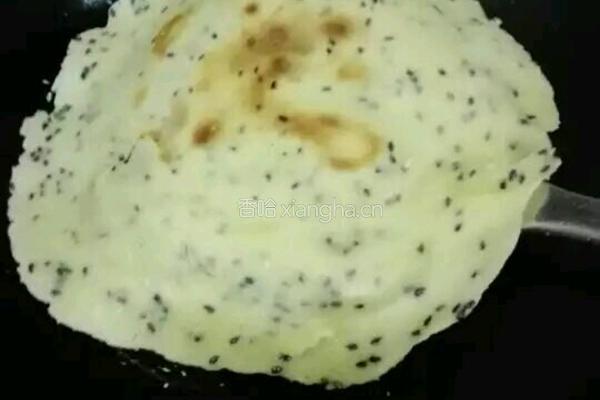 自制薄脆鸡蛋卷的做法图解4