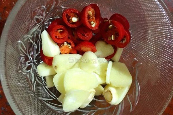 西芹炒豆干的做法图解4