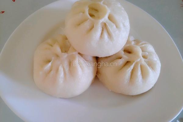 豇豆青椒猪肉馅包子