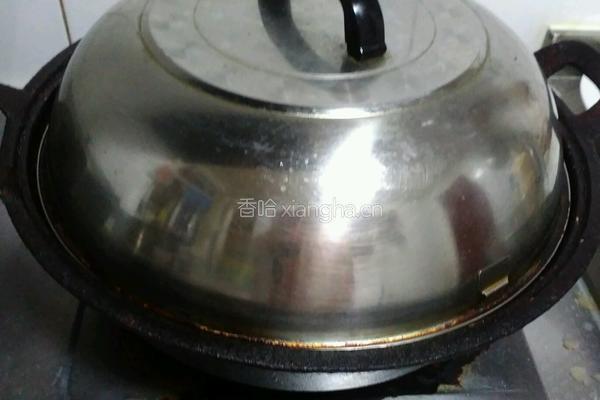 贴饼子的做法图解7