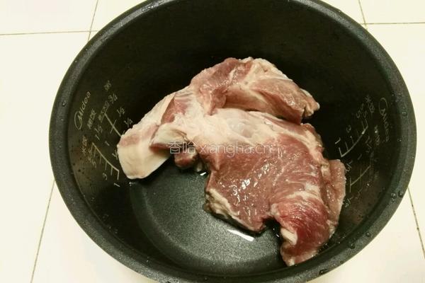东北风包肉菜的做法图解1