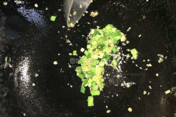 酱炒红椒鸡蛋的做法图解6