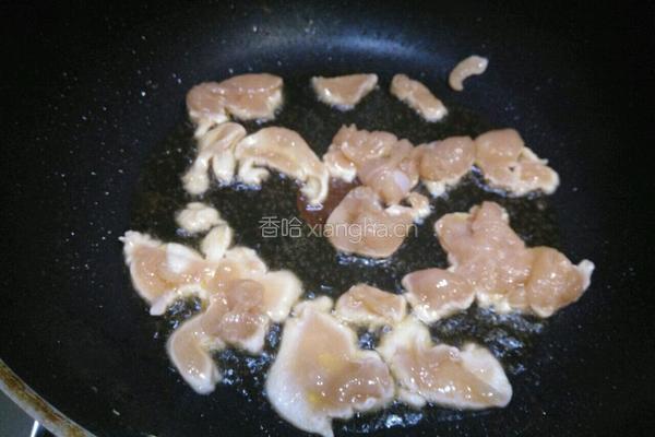 苦瓜炒鸡肉的做法图解3