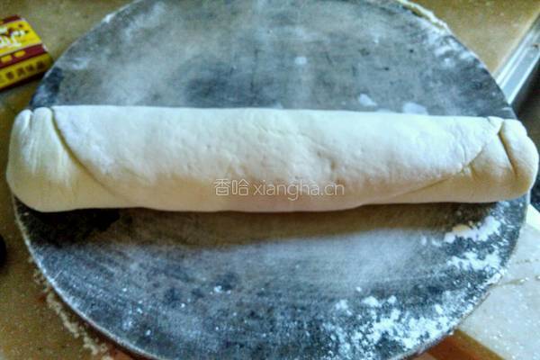 胡萝卜烤肠花卷的做法图解12