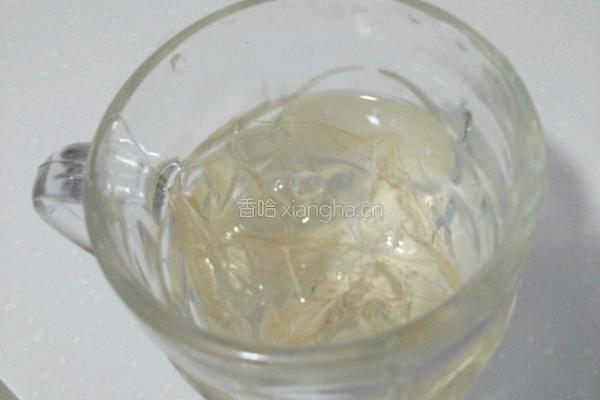 抹茶牛奶冻的做法图解1