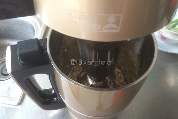 生磨黄豆原味豆浆的做法图解8