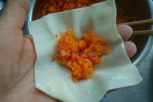 胡萝卜肉馅馄饨的做法图解5