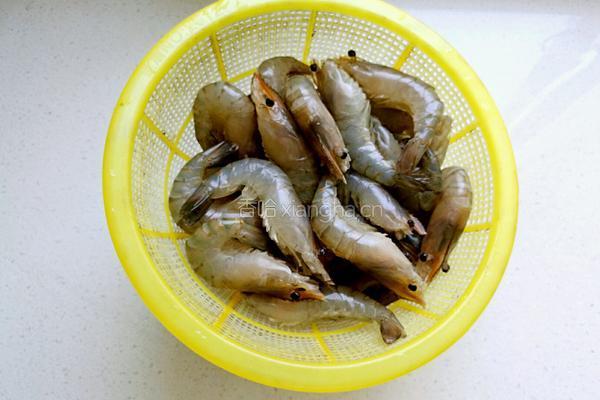 椒盐蒜蓉基围虾的做法图解4