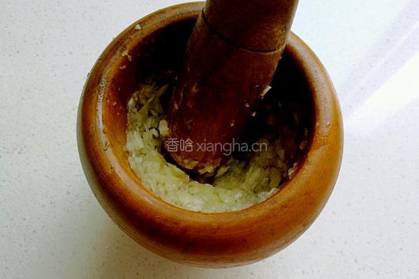 椒盐蒜蓉基围虾的做法图解6