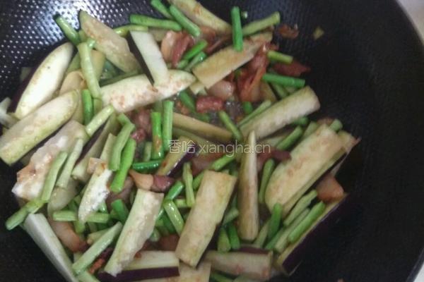 豆角炒茄条的做法图解3