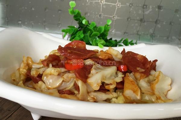 手撕包菜炒腊肠的做法图解6