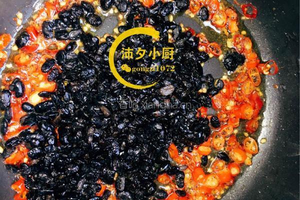 自制老干妈肉酱的做法图解2