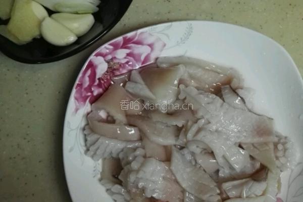 海鲜砂锅豆腐的做法图解2