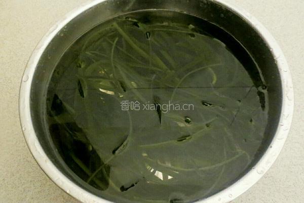 凉拌海带丝的做法图解1