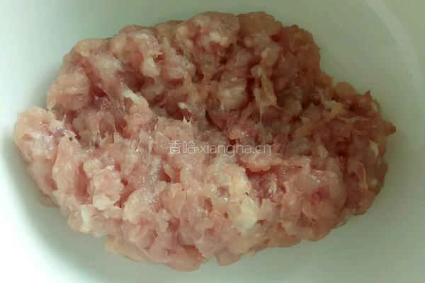 生葛猪肉饺的做法图解1
